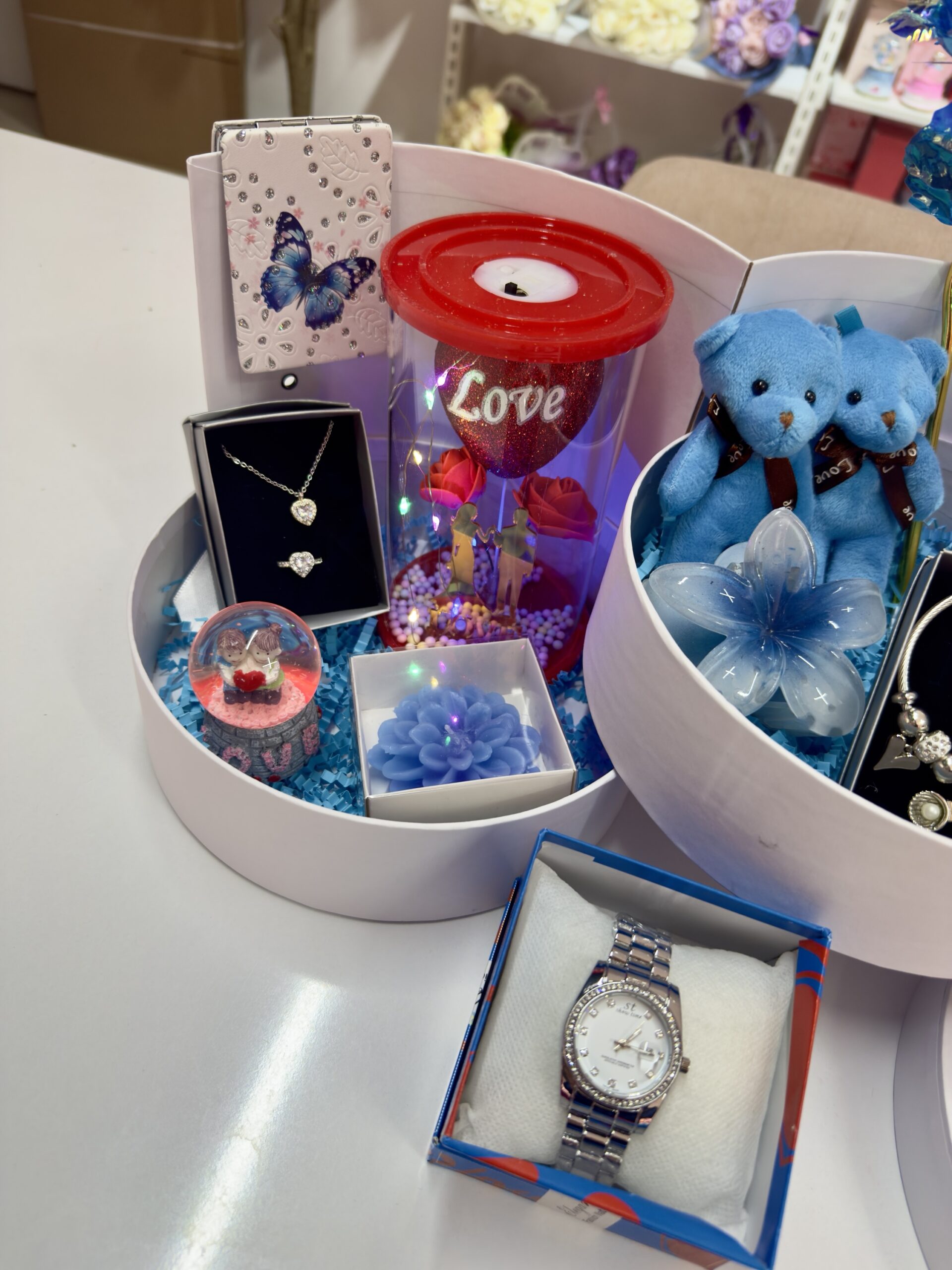 Mavi Kat Kat Mutluluk - Sevgiliye Özel Hediye | Kar Küresi + Çelik Takı + Peluş Ayıcık - Görsel 2