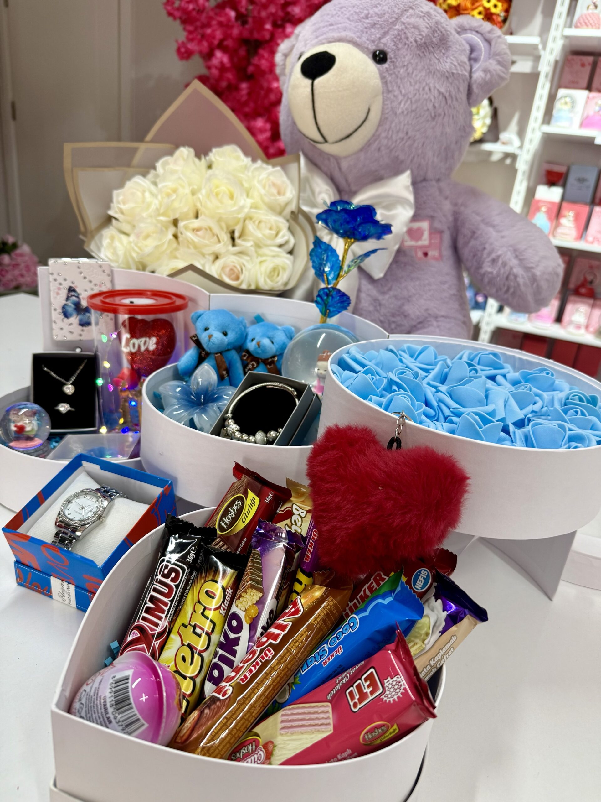 Mavi Kat Kat Mutluluk - Sevgiliye Özel Hediye | Kar Küresi + Takı + Ayıcık + Çikolata - Görsel 5