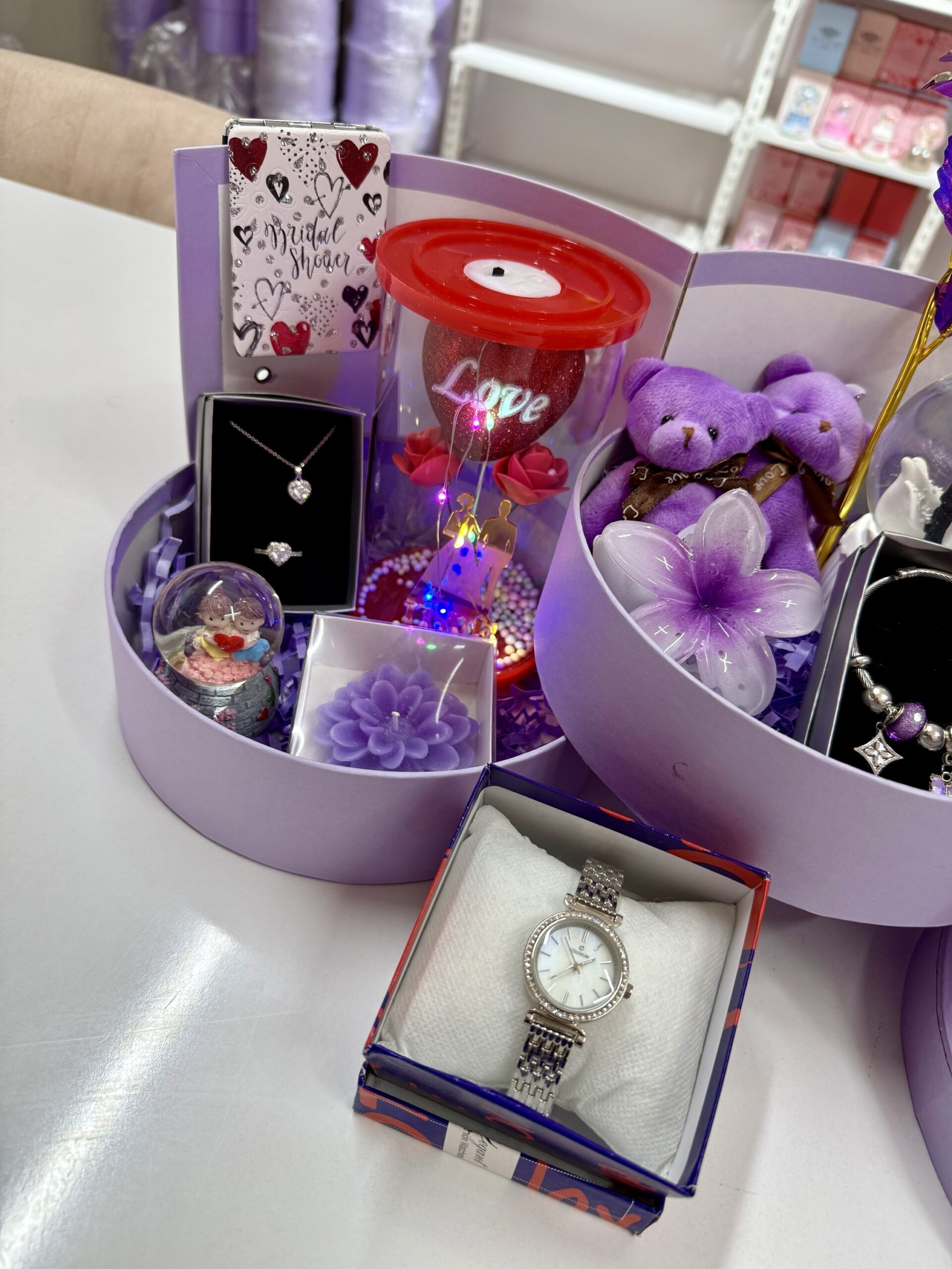 Mor Kat Kat Mutluluk - Sevgiliye Özel Hediye | Kar Küresi + Çelik Takı + Peluş Ayıcık - Görsel 2