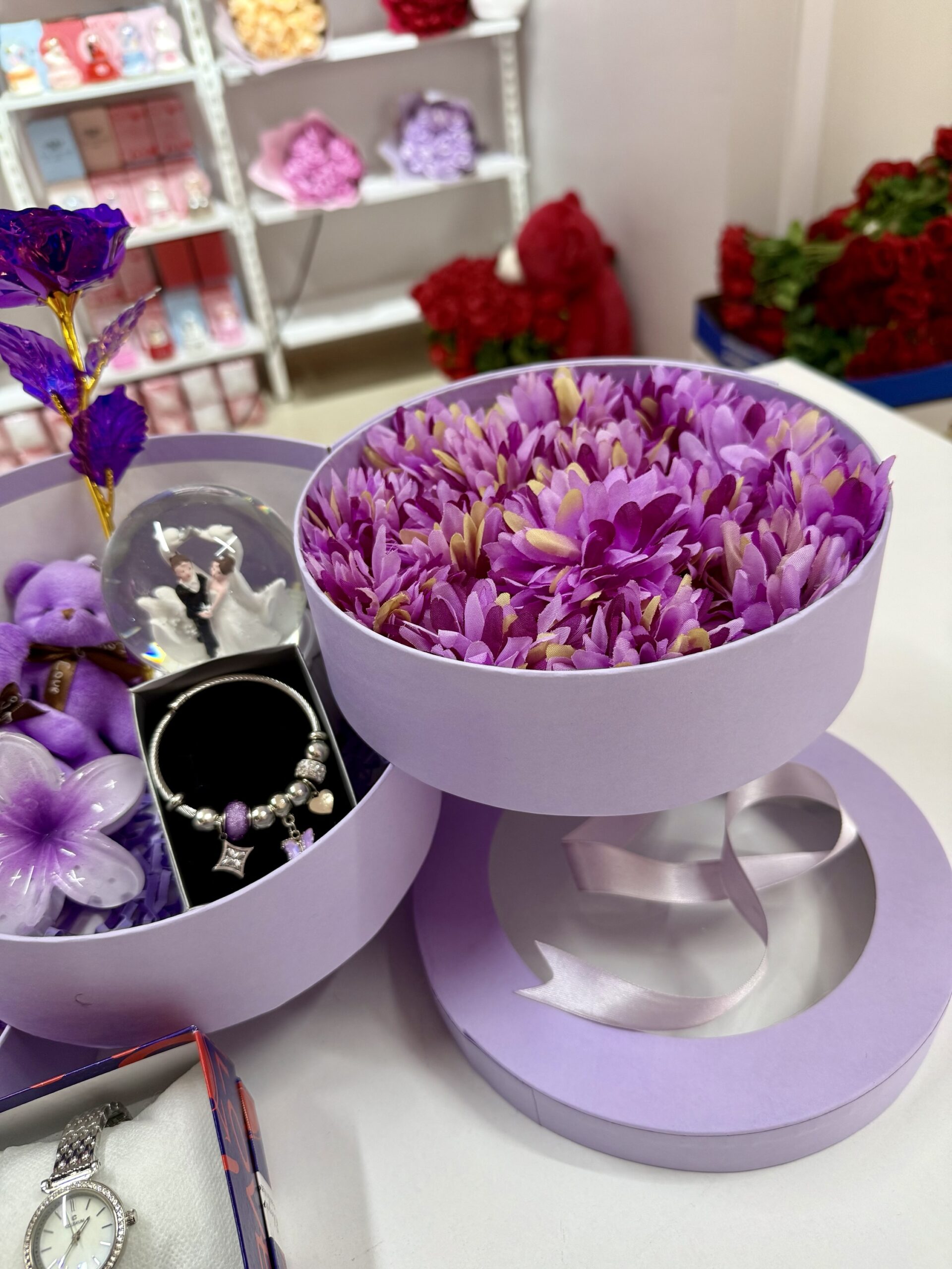 Mor Kat Kat Mutluluk - Sevgiliye Özel Hediye | Kar Küresi + Çelik Takı + Peluş Ayıcık - Görsel 4