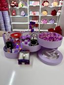 Mor Kat Kat Mutluluk - Sevgiliye Özel Hediye | Kar Küresi + Çelik Takı + Peluş Ayıcık